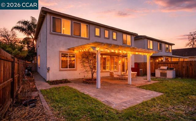 50 Cognac Cir, Sacramento, CA 95835