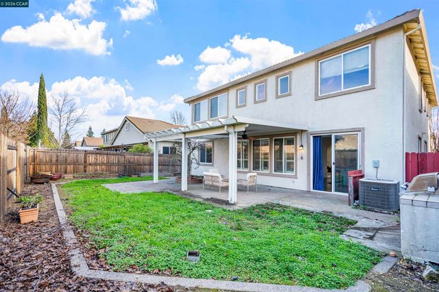50 Cognac Cir, Sacramento, CA 95835