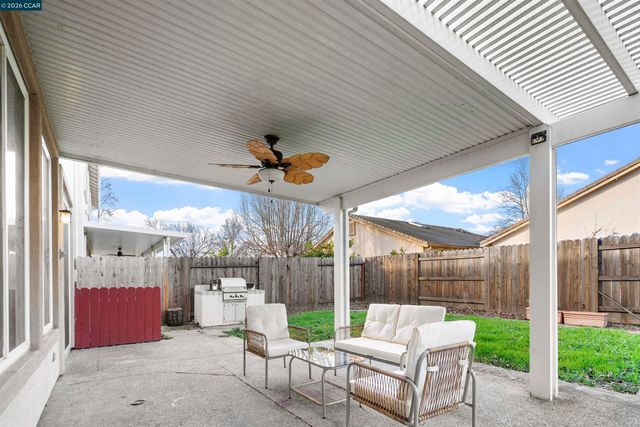 50 Cognac Cir, Sacramento, CA 95835