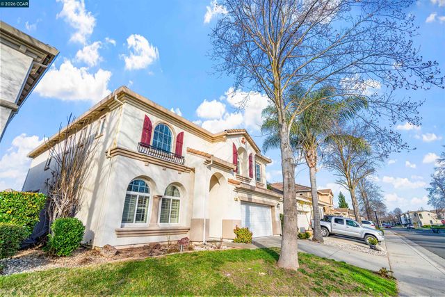 50 Cognac Cir, Sacramento, CA 95835