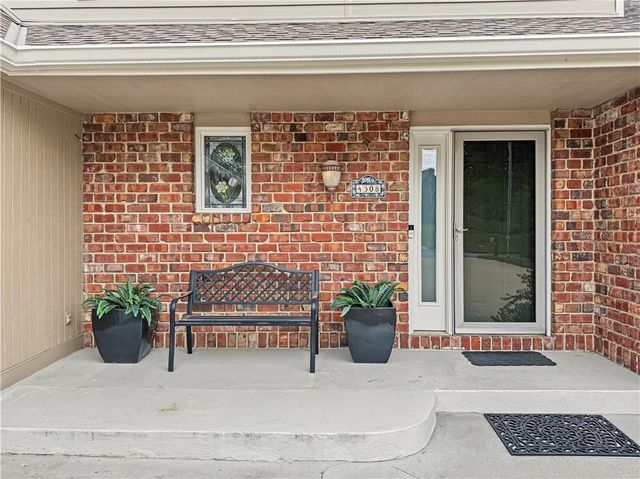 4308 Wimbledon Drive, Lawrence, KS 66047