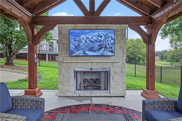 4308 Wimbledon Drive, Lawrence, KS 66047