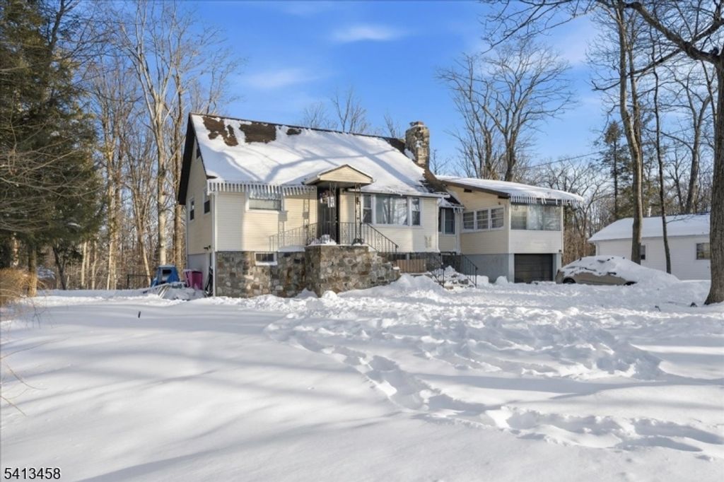 407 Diggles Pl, Vernon Twp., NJ 07422 — photo 3