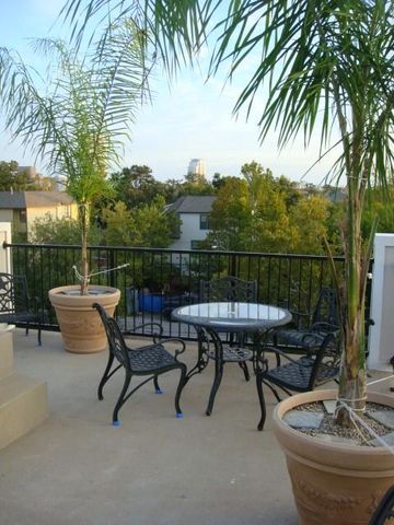 4413 Koehler Unit D Street D, Houston, TX 77007