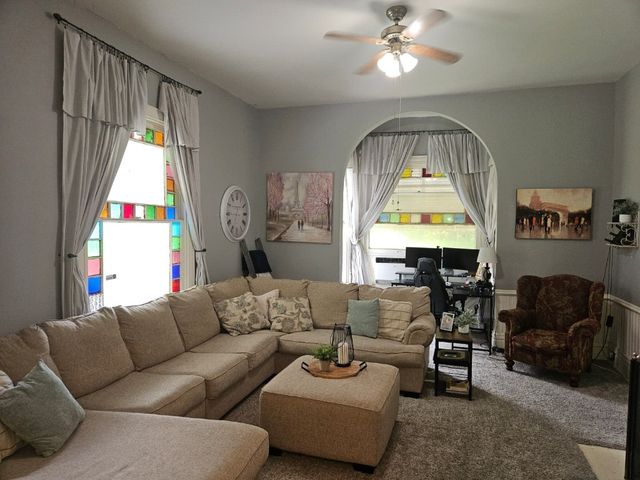 804 N Carr Avenue, Wynnewood, OK 73098
