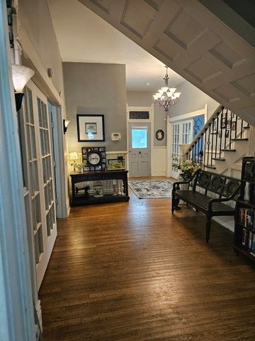 804 N Carr Avenue, Wynnewood, OK 73098