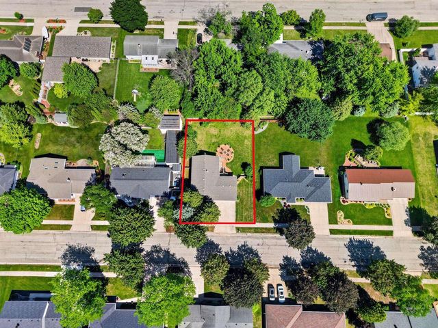 1414 FRANKLIN STREET, Little Chute, WI 54140
