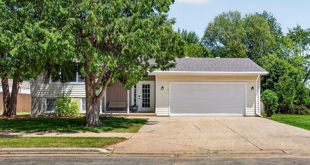 1414 FRANKLIN STREET, Little Chute, WI 54140
