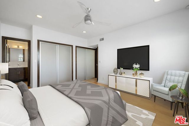 8550 Holloway Drive 405, West Hollywood, CA 90069