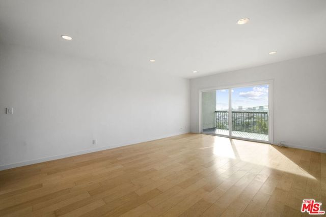 8550 Holloway Drive 405, West Hollywood, CA 90069