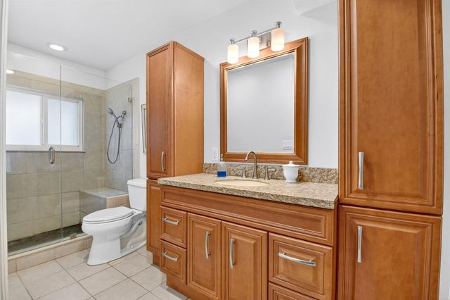 2842 SW 4th Street, Boynton Beach, FL 33435