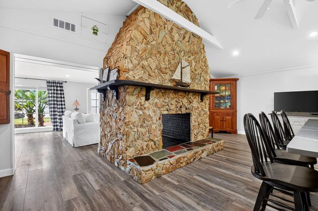 2842 SW 4th Street, Boynton Beach, FL 33435
