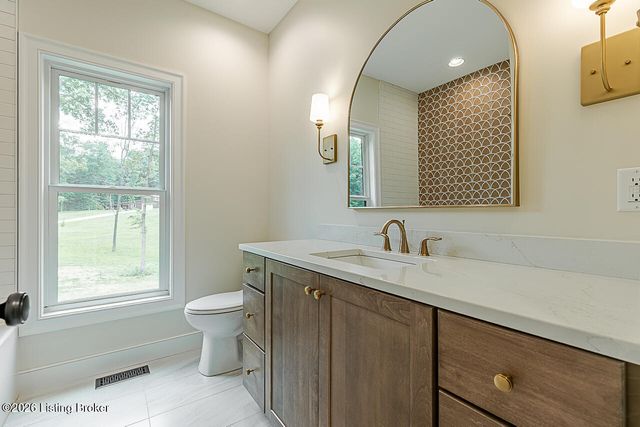 248 Whistling Oaks Dr, Elizabethtown, KY 42701