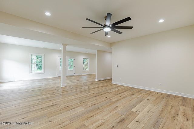 248 Whistling Oaks Dr, Elizabethtown, KY 42701
