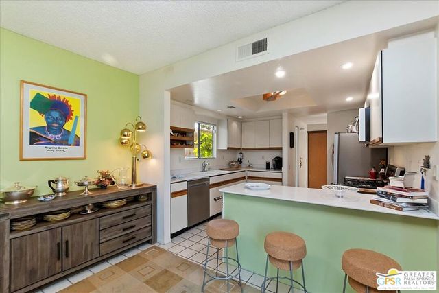 1326 N Tiffany Circle, Palm Springs, CA 92262