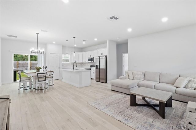 2522 W CASTLE Road, Citrus Springs, FL 34434