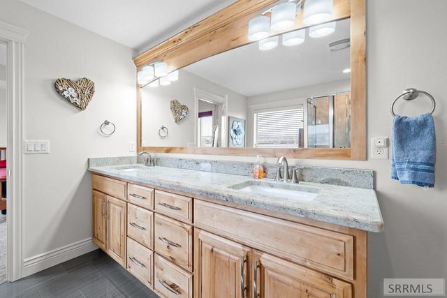 4631 Mountain Bend Drive, Ammon, ID 83406