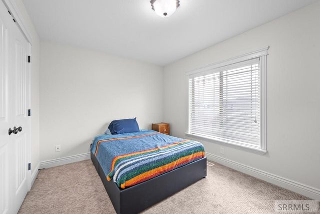 4631 Mountain Bend Drive, Ammon, ID 83406