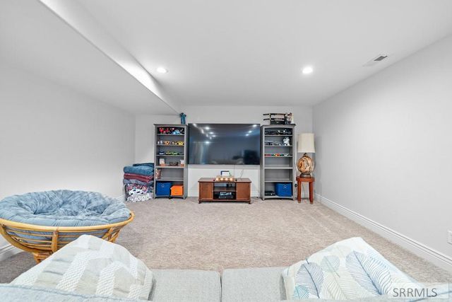 4631 Mountain Bend Drive, Ammon, ID 83406