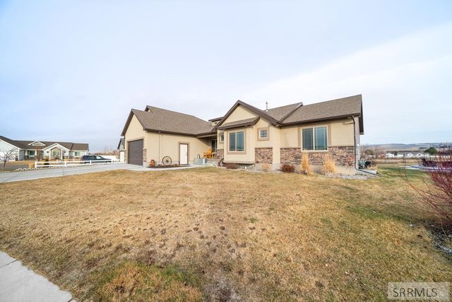 4631 Mountain Bend Drive, Ammon, ID 83406