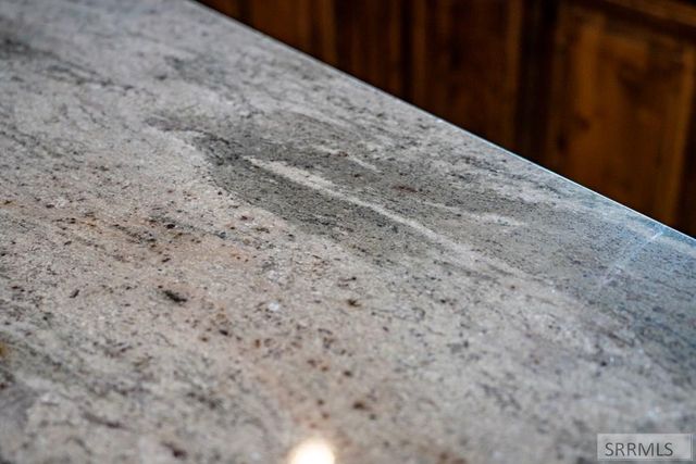 4631 Mountain Bend Drive, Ammon, ID 83406