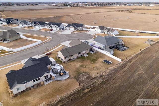 4631 Mountain Bend Drive, Ammon, ID 83406