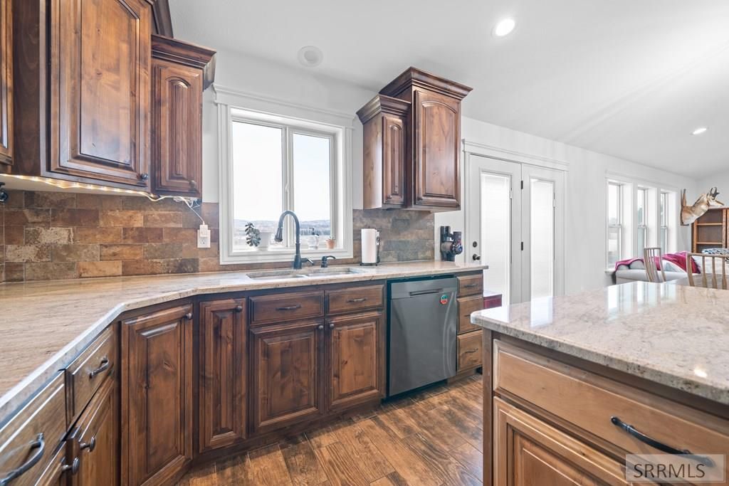 Image 10 of property listing at 4631 Mountain Bend Drive, Ammon, ID 83406