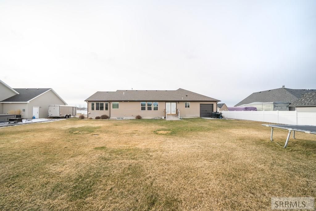 Image 41 of property listing at 4631 Mountain Bend Drive, Ammon, ID 83406