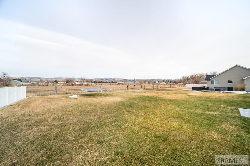 Image 42 of property listing at 4631 Mountain Bend Drive, Ammon, ID 83406