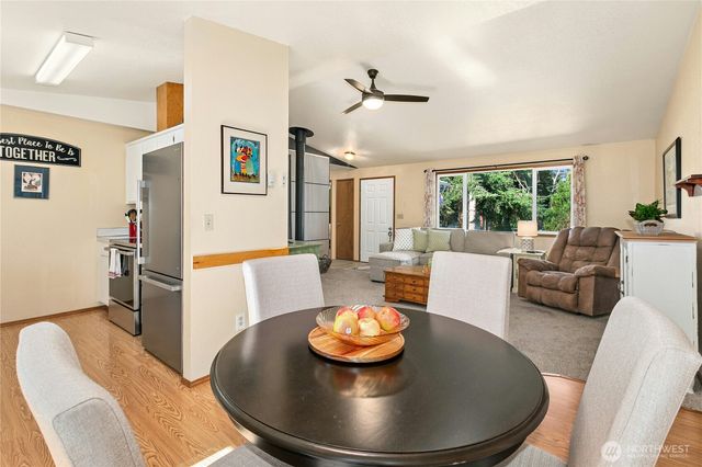 3128 Summit Boulevard, Oak Harbor, WA 98277
