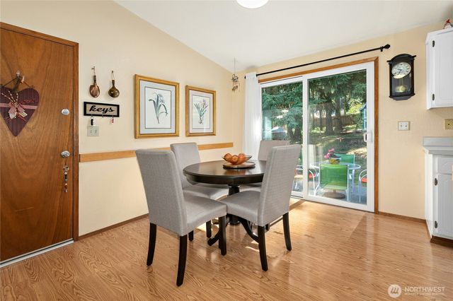 3128 Summit Boulevard, Oak Harbor, WA 98277