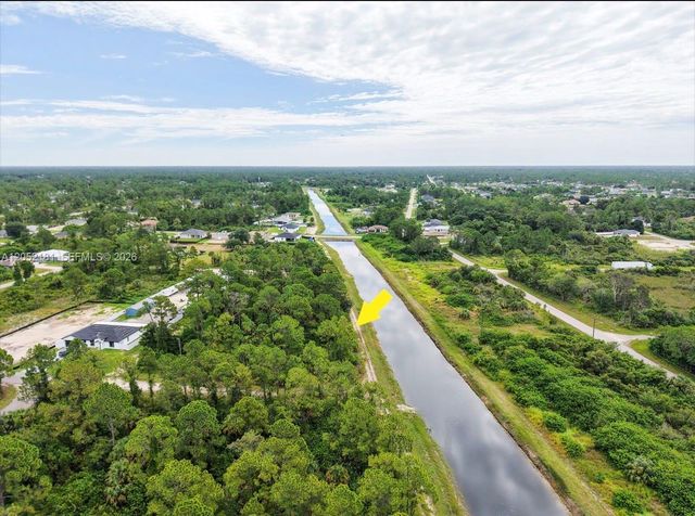 2814 Ida Avenue N, Lehigh Acres, FL 33971