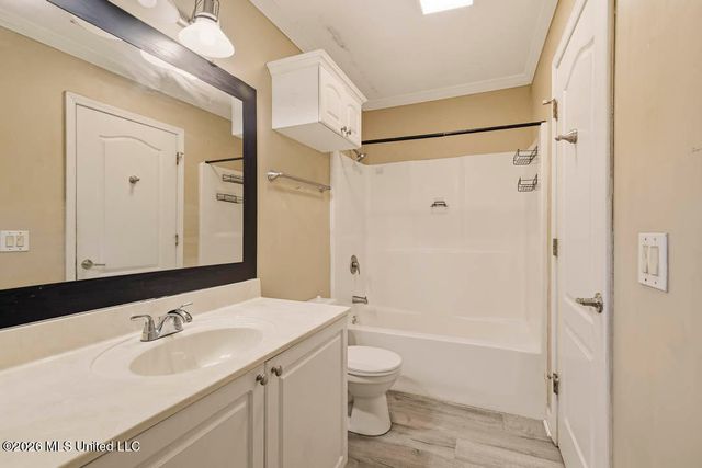 194 Hawthorne Drive, Hattiesburg, MS 39402
