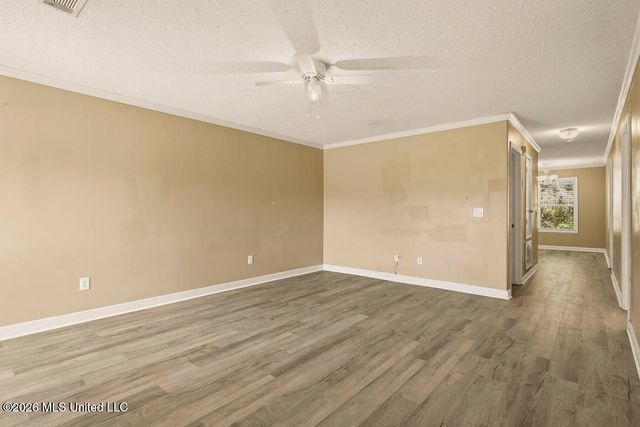 194 Hawthorne Drive, Hattiesburg, MS 39402
