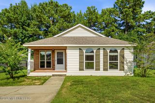194 Hawthorne Drive, Hattiesburg, MS 39402