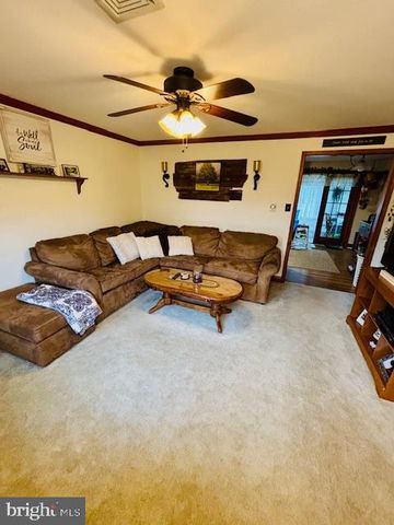 2734 N OLD BETHLEHEM PIKE, Quakertown, PA 18951