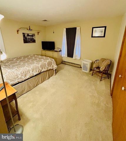 2734 N OLD BETHLEHEM PIKE, Quakertown, PA 18951
