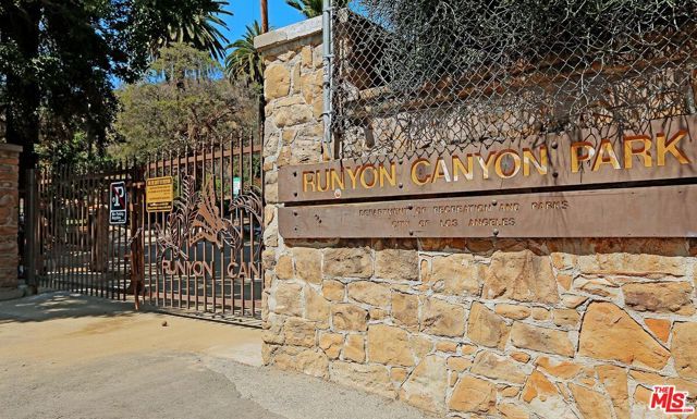 7270 Hillside Avenue 102, Los Angeles, CA 90046