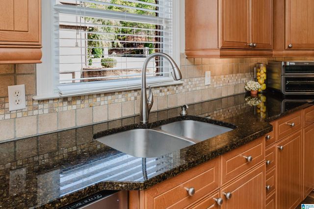 512 BARON CIRCLE, Chelsea, AL 35043