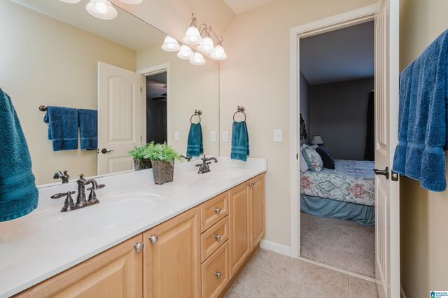 512 BARON CIRCLE, Chelsea, AL 35043