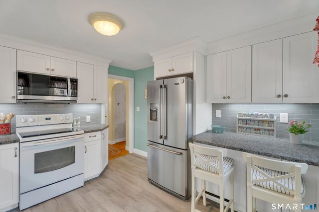 47 Earl Street, Manchester, CT 06040