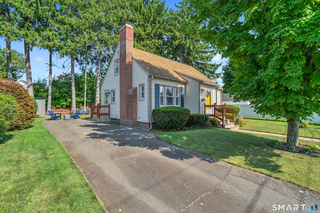 47 Earl Street, Manchester, CT 06040