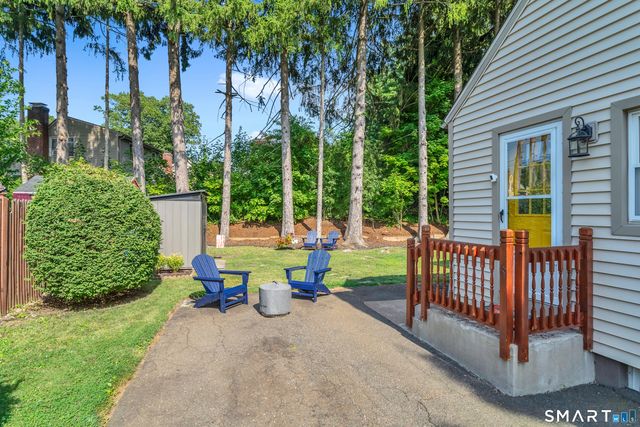 47 Earl Street, Manchester, CT 06040