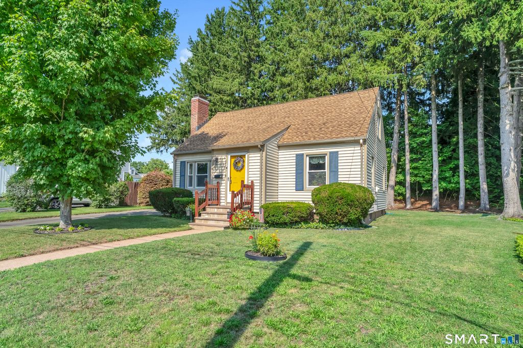 47 Earl Street, Manchester, CT 06040