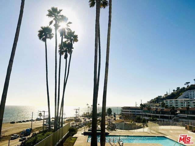 17366 W Sunset Boulevard 105, Pacific Palisades (los Angeles), CA 90272