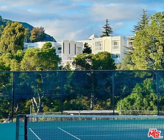 17366 W Sunset Boulevard 105, Pacific Palisades (los Angeles), CA 90272