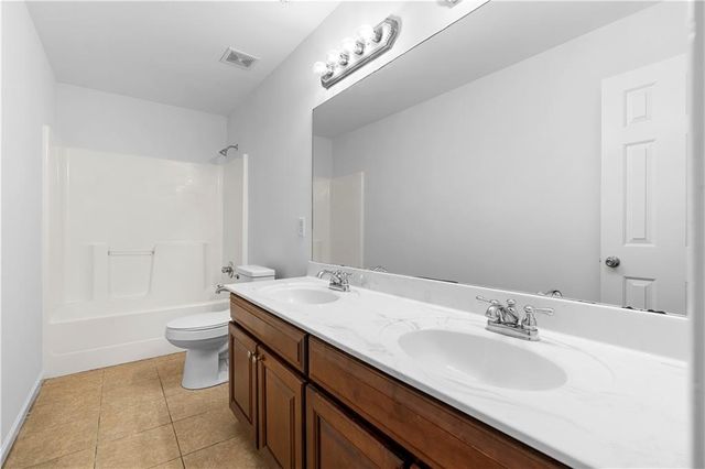 80 Castle Court, Ellijay, GA 30540