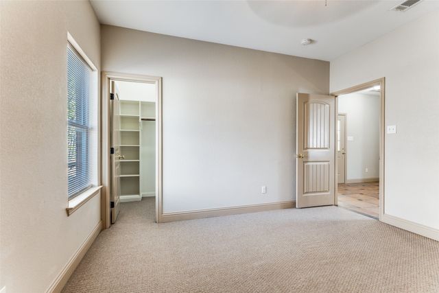 1732 Lawther Drive, River Oaks, TX 76114