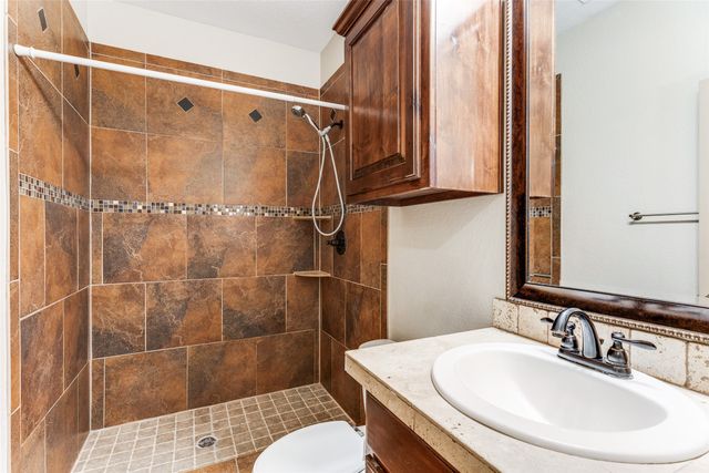 1732 Lawther Drive, River Oaks, TX 76114