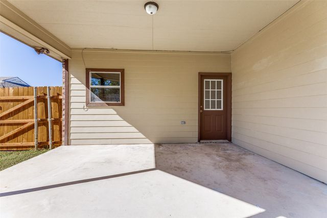 1732 Lawther Drive, River Oaks, TX 76114